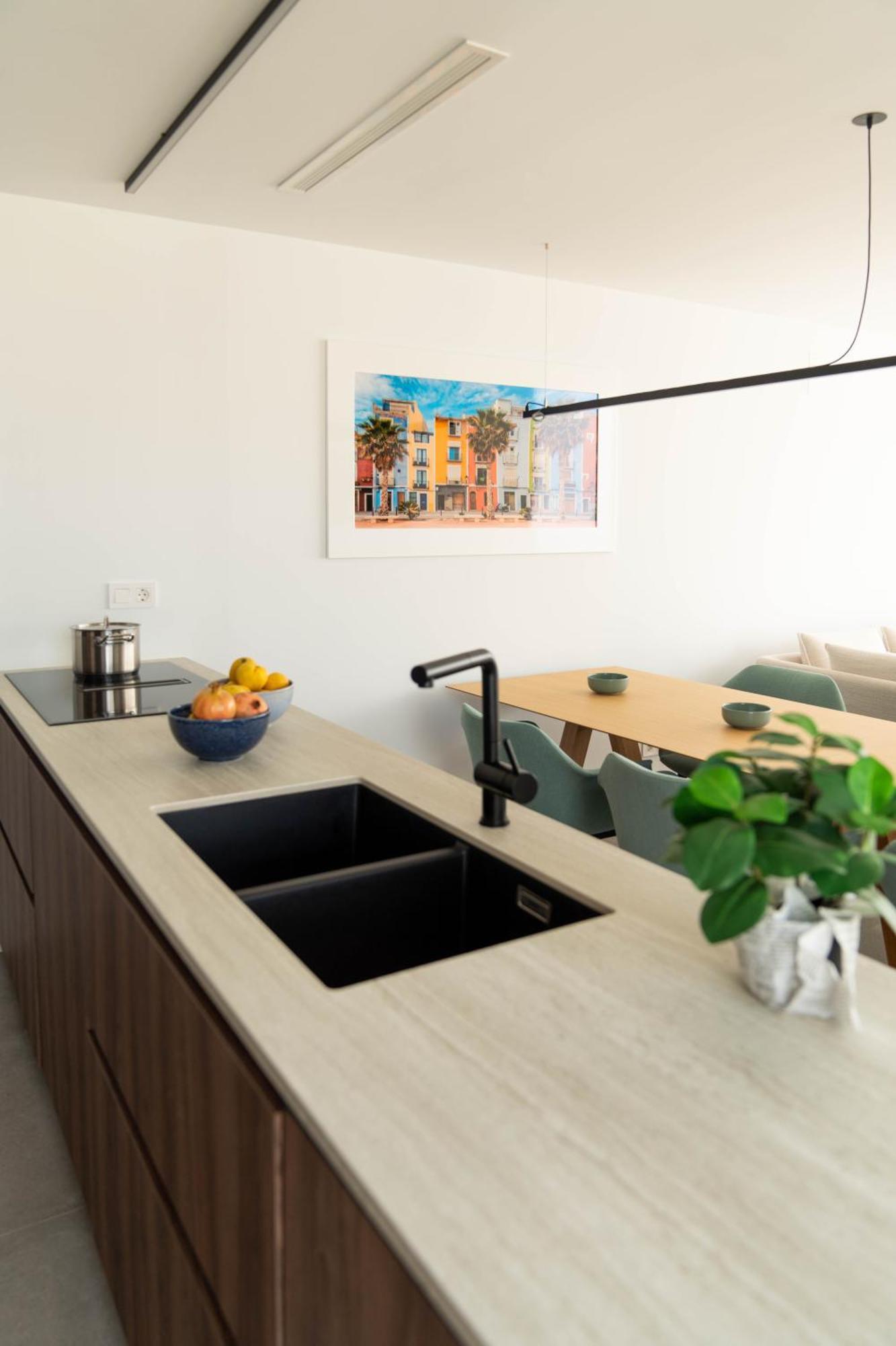 Hotel Horizonte Line